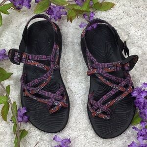 Chaco performance toe sandals 7